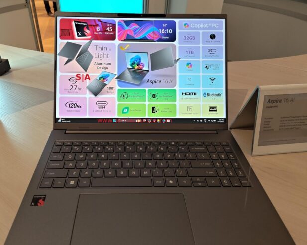  Acer Aspire 16 AI Laptop with Qualcomm CPU