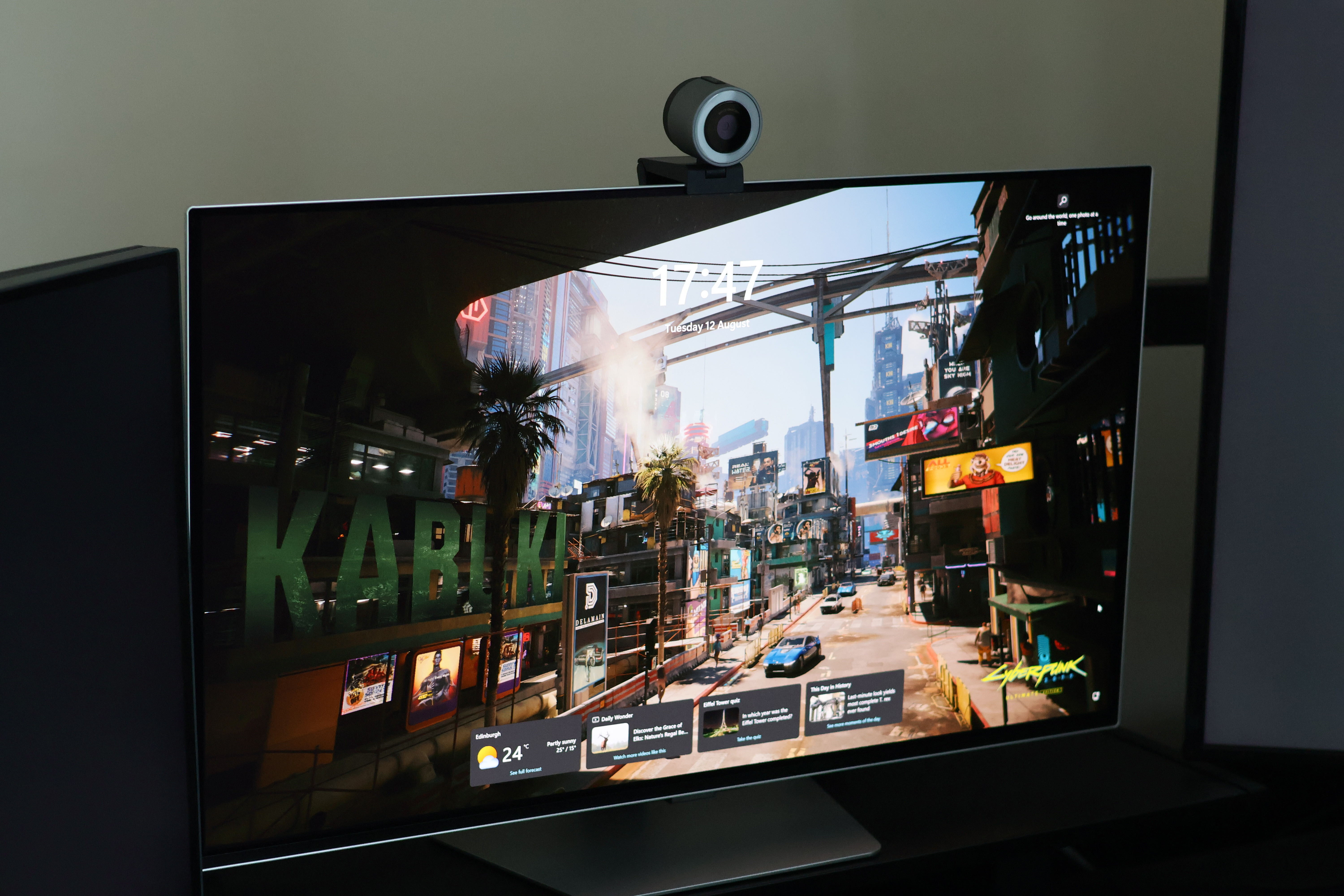 OLED gaming monitors